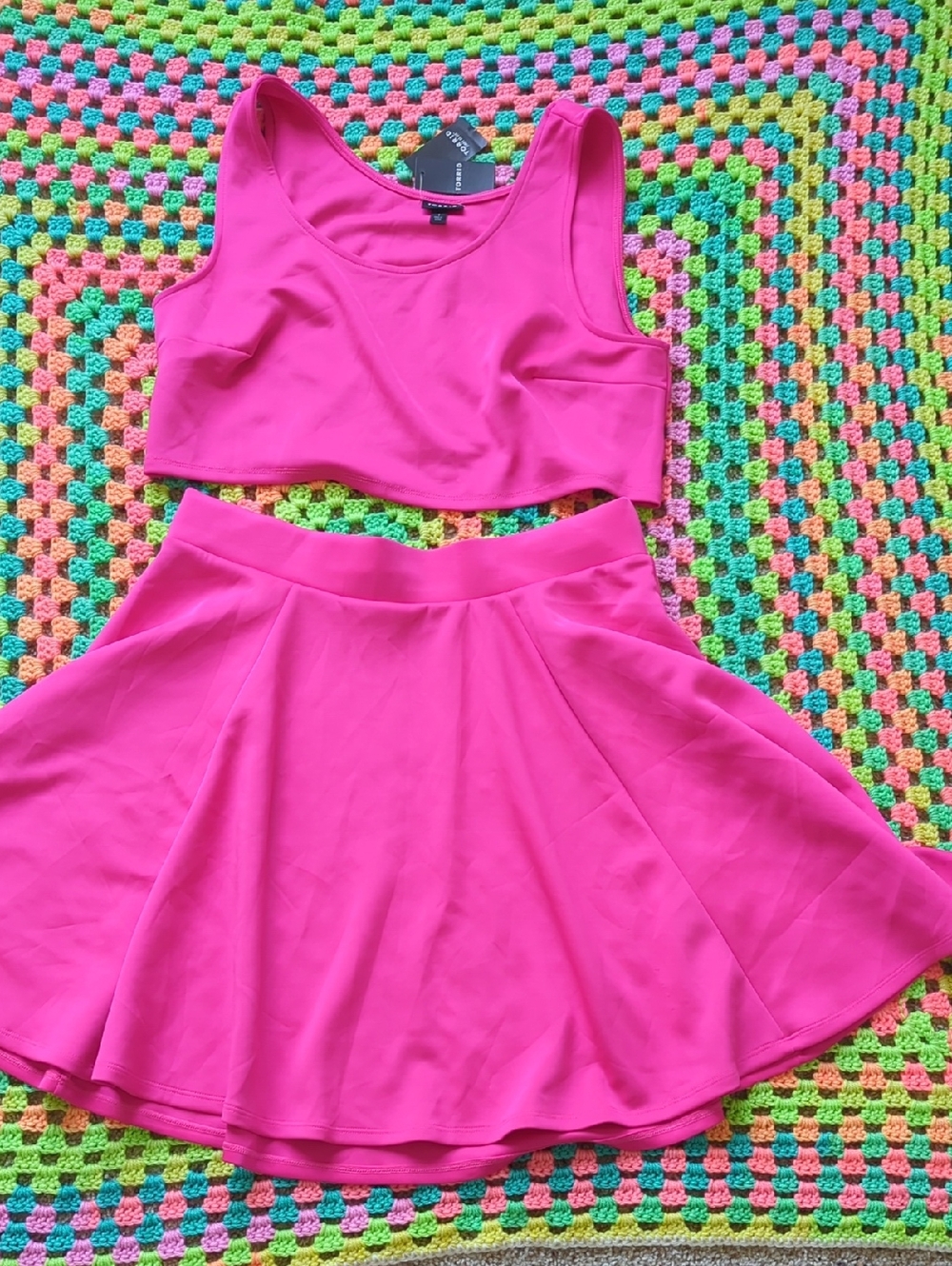NWT Torrid Neon Pink Two-Piece Scuba Set